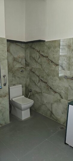 3 BHK + Servant Room Apartment For Rent in Prestige Abshot