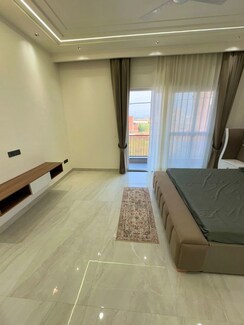 5 BHK + Pooja Room Villa For Sale in Sector 115