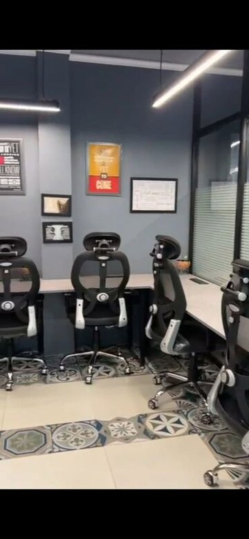  Showroom For Rent in Moti Nagar