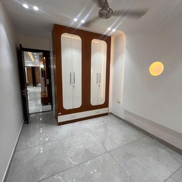 Room in 4 BHK Builder Floor at Dwarka – for Sale