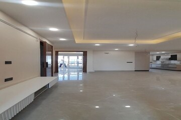 Living Room in 3 BHK Builder Floor at BPTP Green Oaks, Sector 70a – for Sale