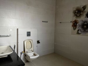 Bathroom in 3 BHK Apartment at Raheja Teachers Apartments, Sector 31 – for Rent