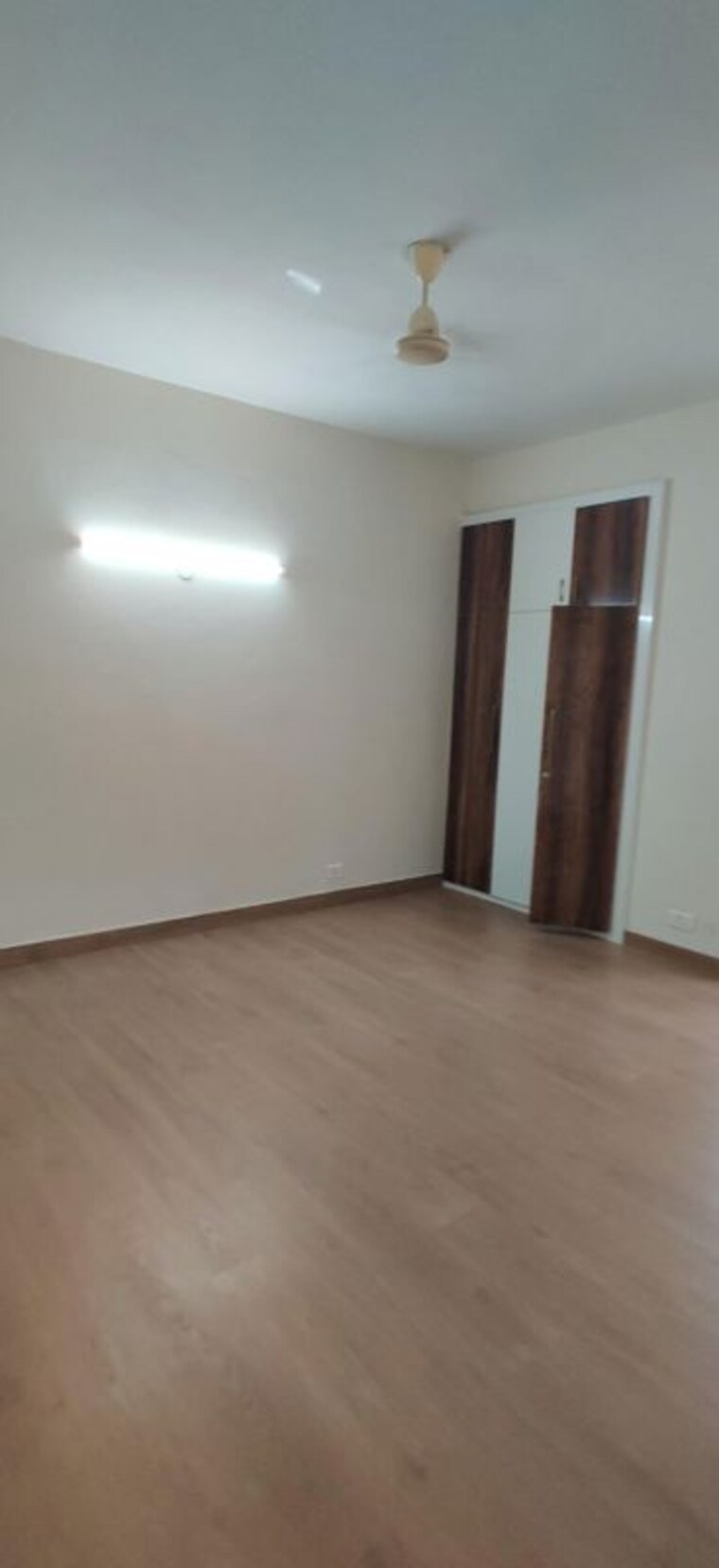 Room, emaar-palm-gardens 3.5 Bedroom 1720 Sq.Ft. Apartment In Sector 83 Gurgaon 10043306