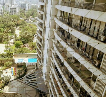 Balcony in 2.5 BHK Apartment at Oberoi Realty Woods, Goregaon East – for Sale