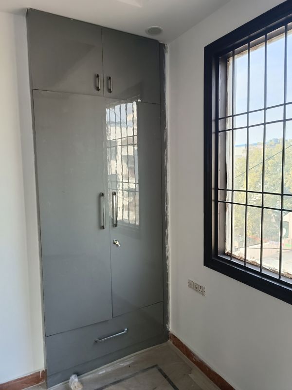 4 BHK + Servant Room Builder Floor For Sale in Chittaranjan Park