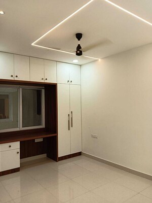 2 BHK Apartment For Rent in Greenmark Mayfair Apartments, Tellapur