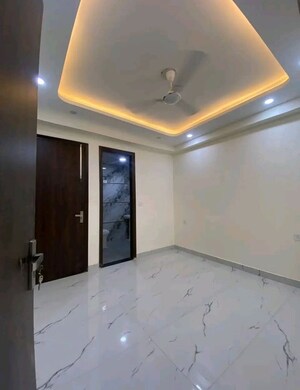 Room in 2 BHK Builder Floor at Palm Residency Chhatarpur, Chattarpur – for Rent