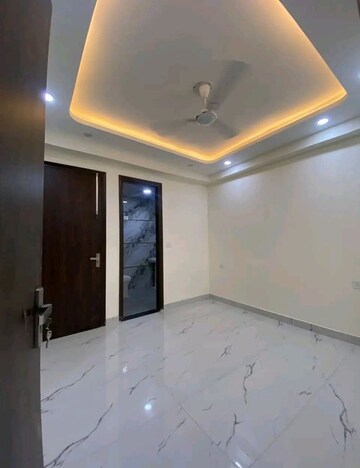 Room in 2 BHK Builder Floor at Palm Residency Chhatarpur, Chattarpur – for Rent