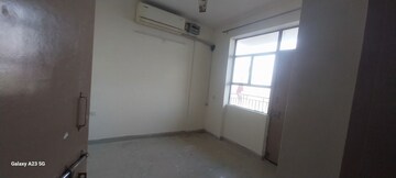 Room in 2 BHK Apartment at Pareena Laxmi Apartments, Sector 99 – for Rent