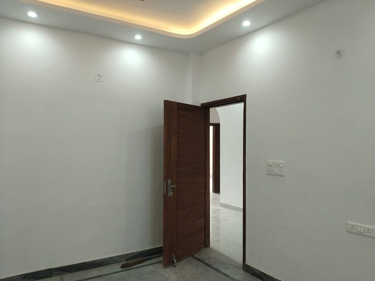 Room, sector 37 3 Bedroom 221 Sq.Ft. Builder Floor In Sector 37 Faridabad 10043712