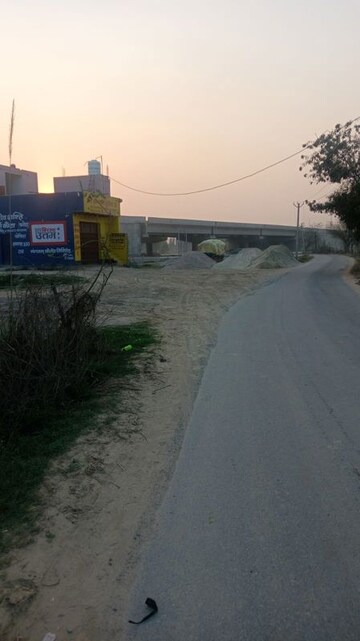  Plot – Exterior View View at Yamuna Expressway - for Sale