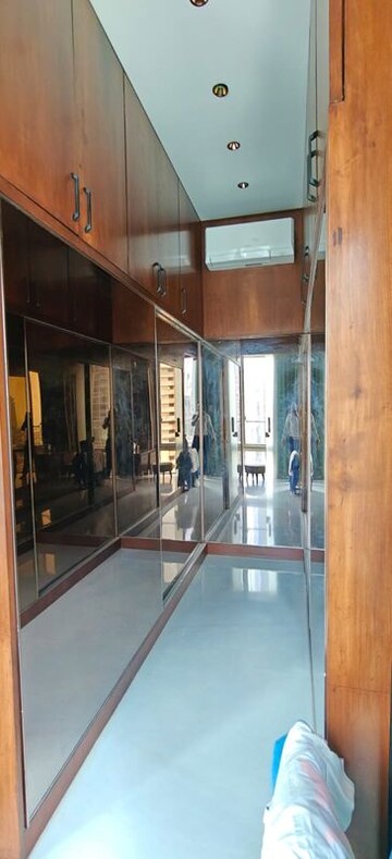 2 BHK Apartment For Rent in Yash Orion, Goregaon East