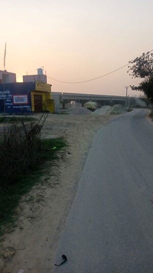  Plot – Exterior View View at Yamuna Expressway - for Sale