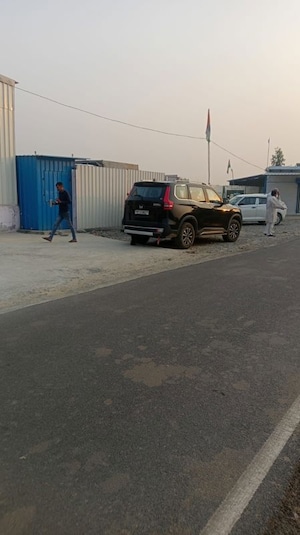  Plot – Exterior View View at Yamuna Expressway - for Sale