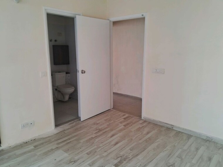 Room, chd-avenue-71 3.5 Bedroom 1485 Sq.Ft. Apartment In Sector 71 Gurgaon 10043830