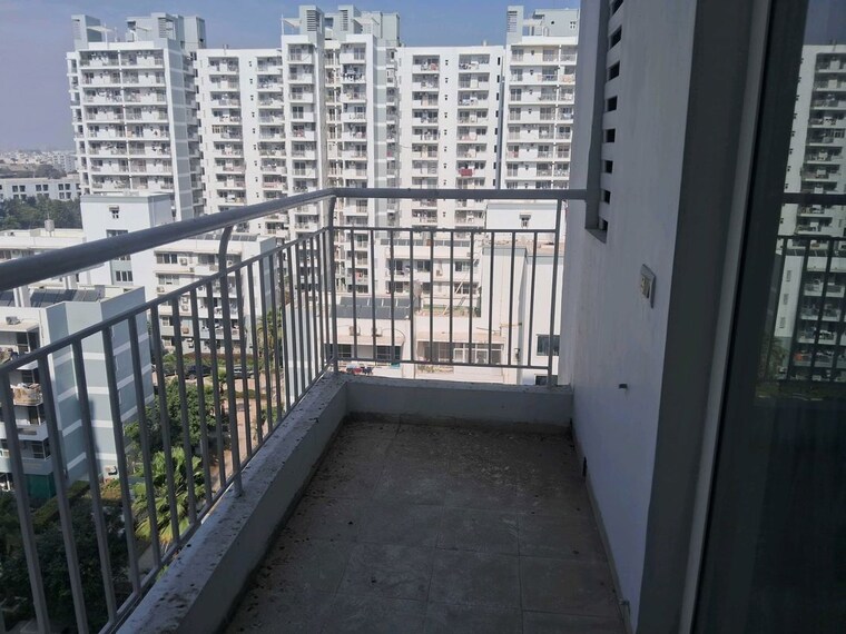 Balcony, chd-avenue-71 3.5 Bedroom 1485 Sq.Ft. Apartment In Sector 71 Gurgaon 10043830