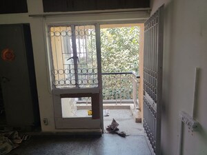 Room in 2 BHK Apartment at Vasant Kunj – for Rent