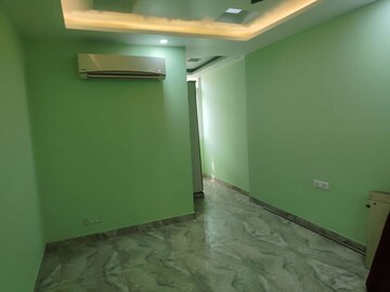 Room in 2 BHK Apartment at Vasant Kunj – for Rent