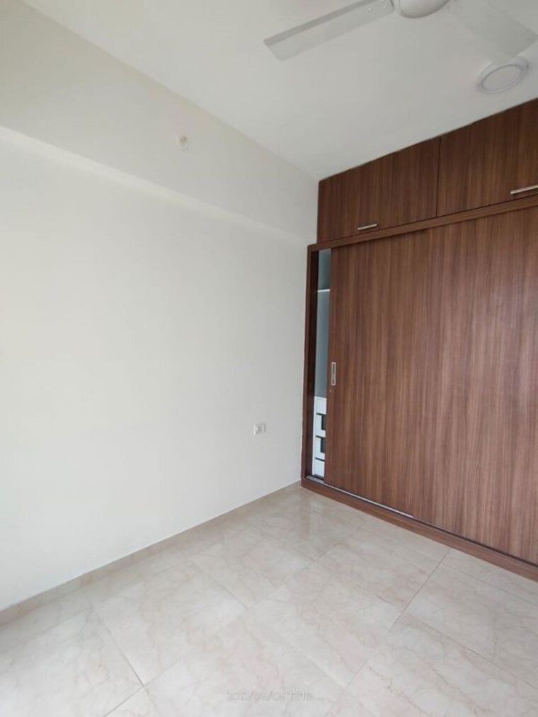 Room, l-t-crescent-bay-t2 2 Bedroom 800 Sq.Ft. Apartment In Parel Mumbai 10043835