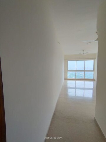 Room in 2 BHK Apartment at L&T Crescent Bay T2, Parel – for Rent