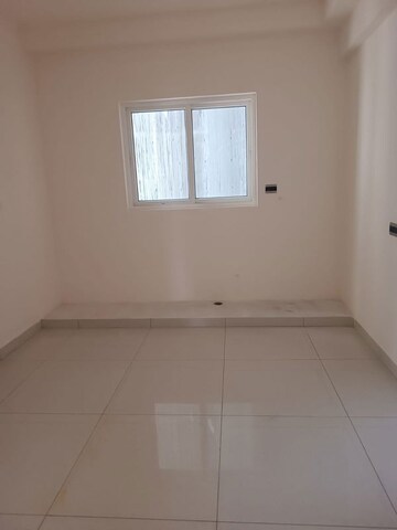 Room in 3 BHK Apartment at Kondapur – for Sale