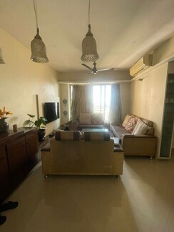 2 BHK Apartment For Rent in Raheja Acropolis