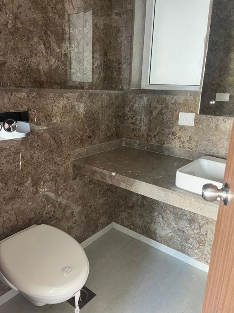 Bathroom, l-t-crescent-bay-t2 2 Bedroom 857 Sq.Ft. Apartment In Parel Mumbai 10043872