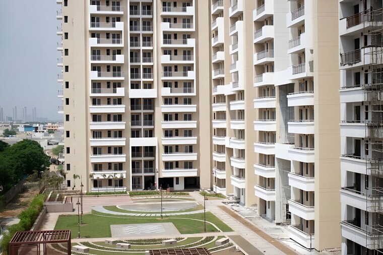 Exterior View, bptp-park-generations 3 Bedroom 1250 Sq.Ft. Apartment In Sector 37d Gurgaon 10043878