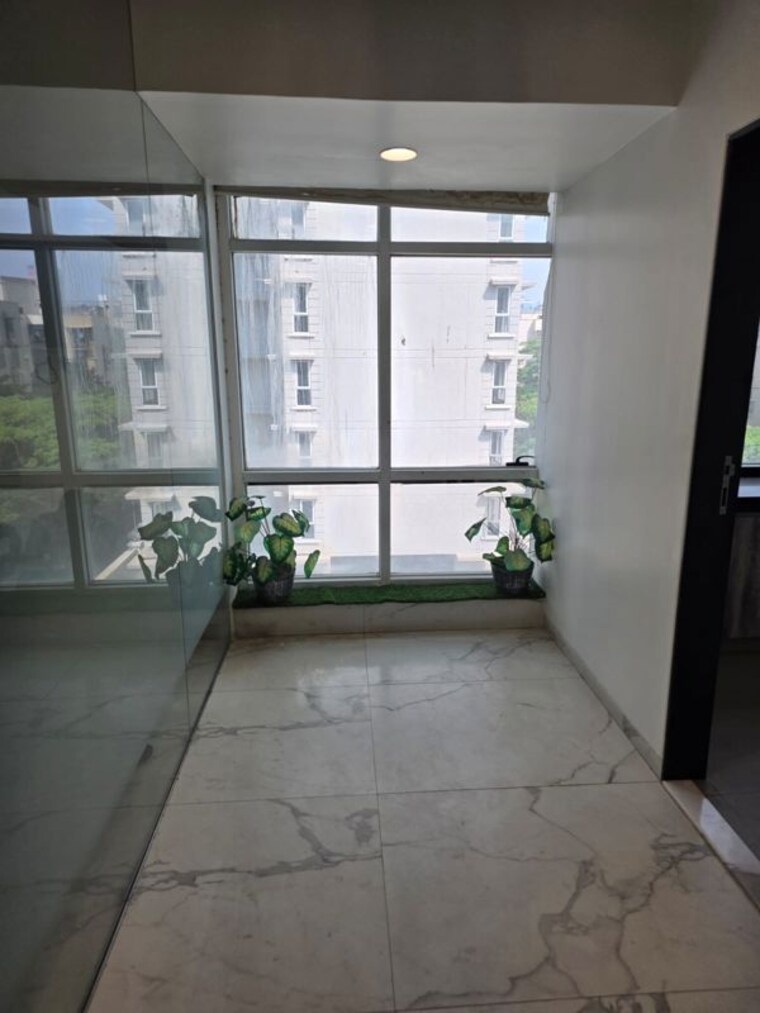 Room, aston Commercial Office Space 1600 Sq.Ft. In Andheri West Mumbai 10043924