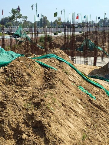  Plot – Garden View at Meffier Golden Park, Sohna Sector 4 - for Sale