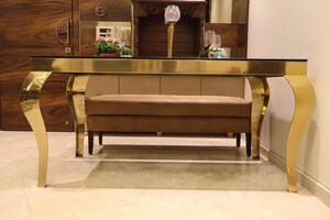 Living Room in 2 BHK Apartment at Dadar East – for Rent