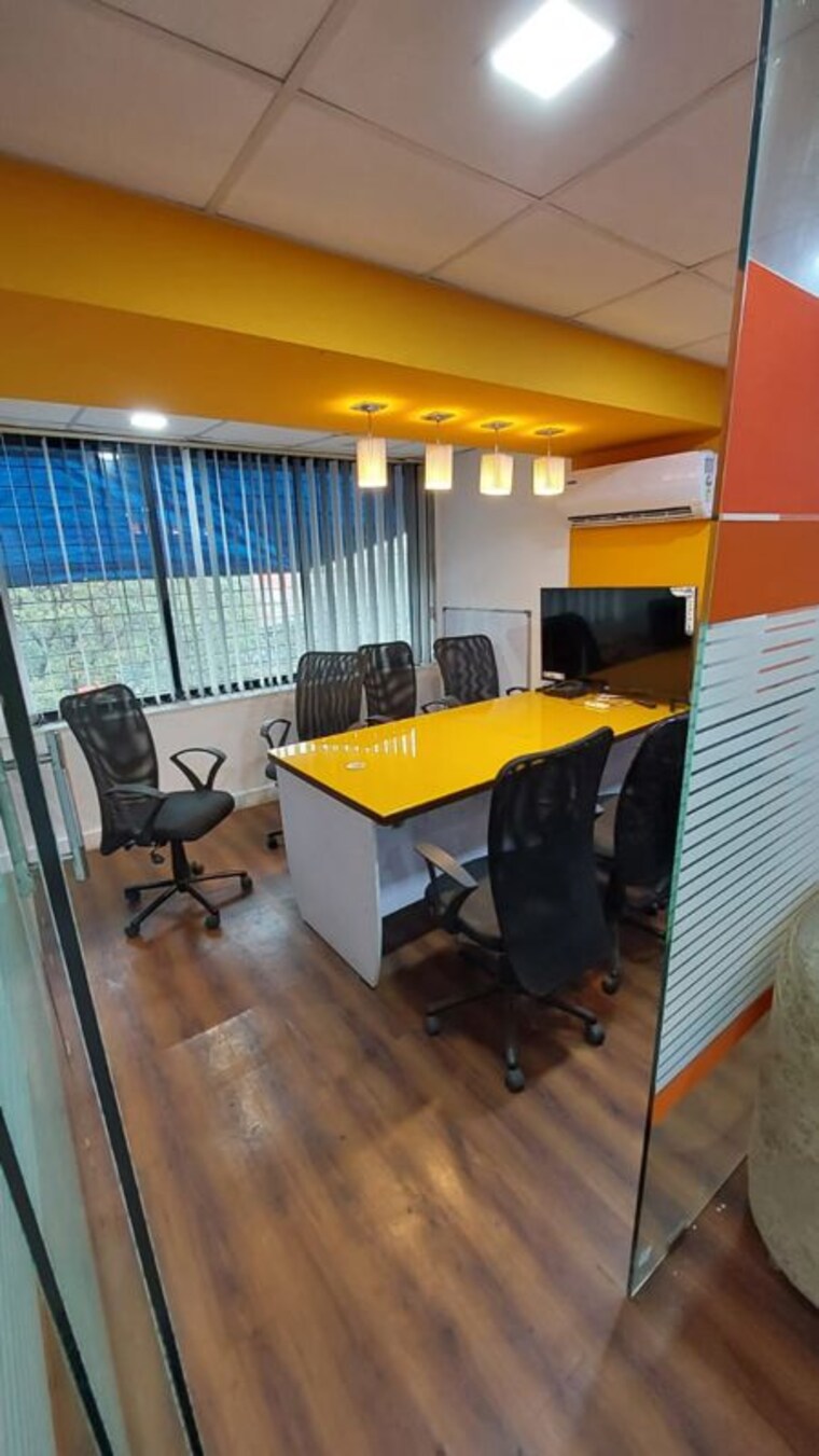 Team Area, real-tech-park Commercial Office Space 2230 Sq.Ft. In Vashi Sector 30a Navi Mumbai 10043982
