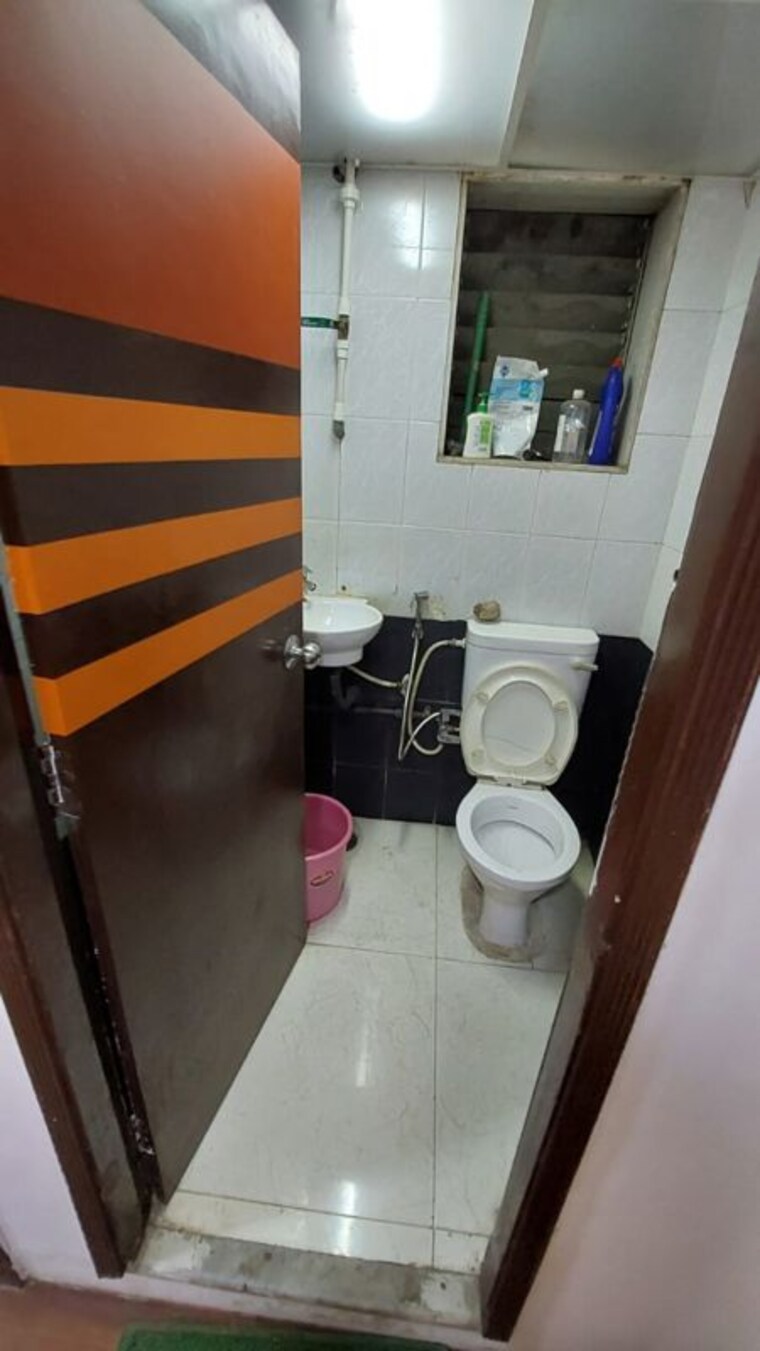 Team Area, real-tech-park Commercial Office Space 2230 Sq.Ft. In Vashi Sector 30a Navi Mumbai 10043982