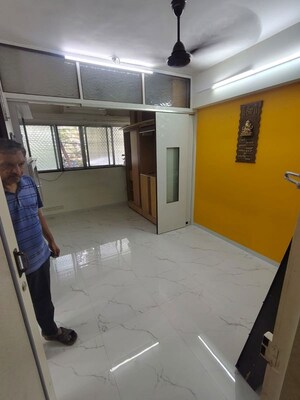 Master Bedroom in 2 BHK Apartment at Kailash Niketan, Altamount Road – for Rent