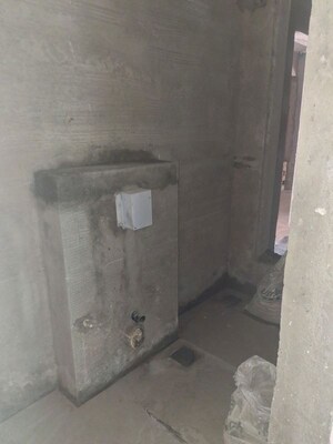 Bathroom in 2 BHK Apartment at Sindhi Society, Chembur – for Sale