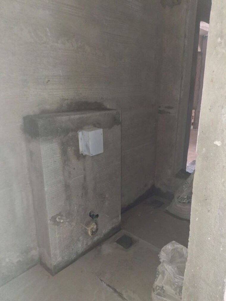 Bathroom, sindhi-society 2 Bedroom 845 Sq.Ft. Apartment In Chembur Mumbai 10043934