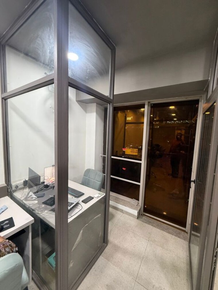 Kitchen, sheladia-one-world-west Commercial Office Space 1075 Sq.Ft. In Ambli Ahmedabad 10044038