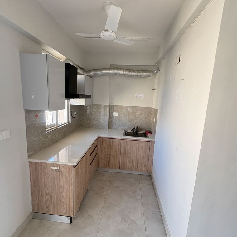Kitchen, signature-global-city 2 Bedroom 1000 Sq.Ft. Apartment In Sector 37d Gurgaon 10044046
