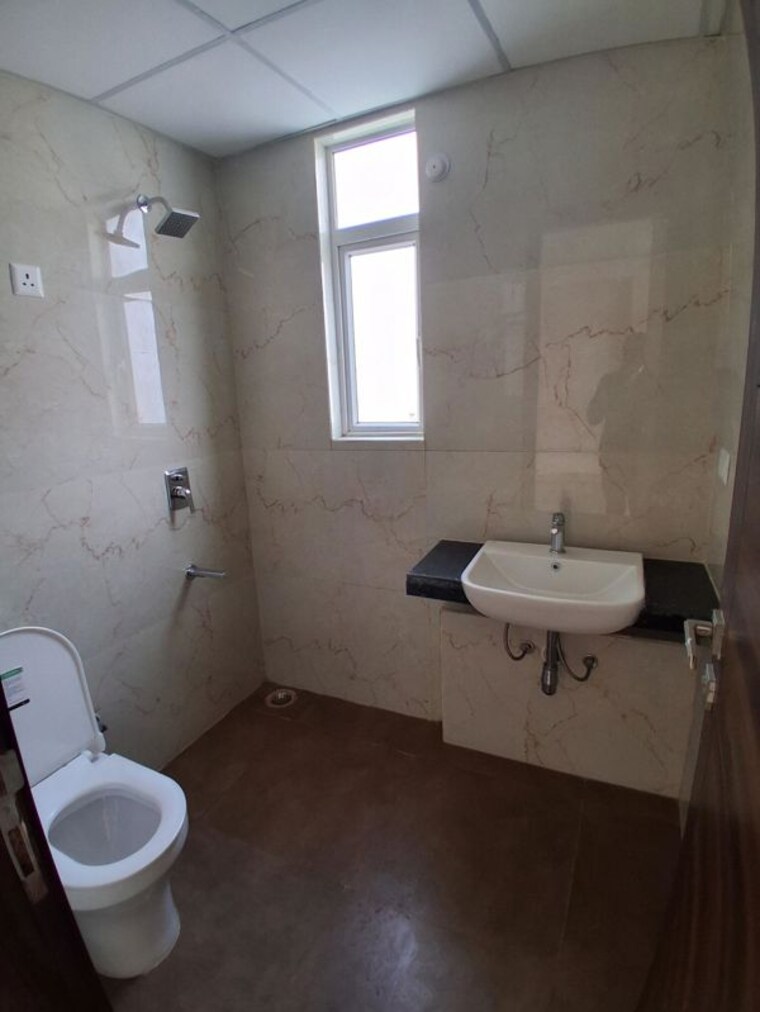 Bathroom, smart-world-gems 2.5 Bedroom 650 Sq.Ft. Apartment In Sector 89 Gurgaon 10044005