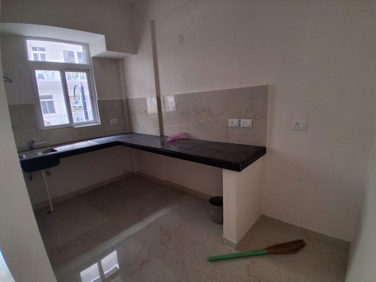 Kitchen, smart-world-gems 2.5 Bedroom 650 Sq.Ft. Apartment In Sector 89 Gurgaon 10044005