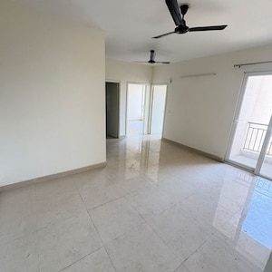 Room in 2 BHK Apartment at Signature The Millennia 3, Sector 37d – for Rent
