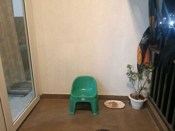 Furnished Amenities in 3.5 BHK Apartment at Smart World Gems, Sector 89 – for Sale