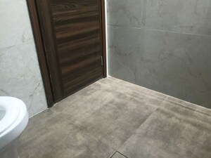 Room in 3.5 BHK Apartment at Smart World Gems, Sector 89 – for Sale