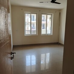 3.5 BHK + Servant Room Apartment For Sale in Emaar Emerald Floors Premier