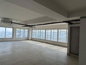  Office Space For Rent in Makarba