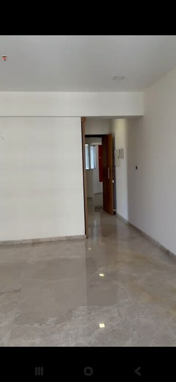 Room in 3 BHK Apartment at Ekta Tripolis, Goregaon West – for Rent