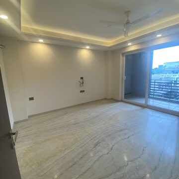 Room in 3 BHK Apartment at Saarang Residency, Sector 21c – for Sale