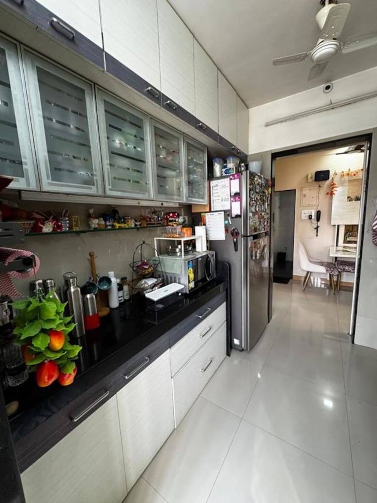  Parking, daze-apartment 2 Bedroom 650 Sq.Ft. Apartment In Malad West Mumbai 10044150