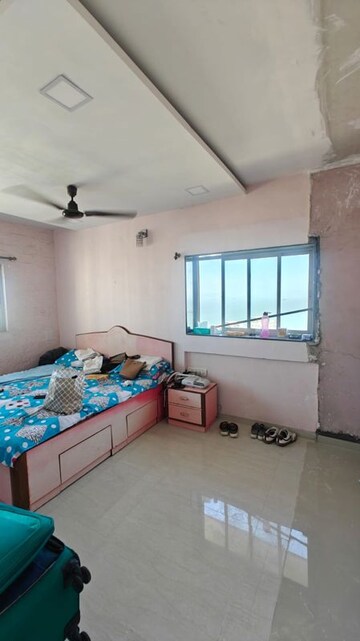 Bedroom in 2 BHK Apartment at Sagar Sangeet CHS Colaba, Colaba – for Rent