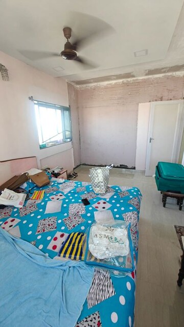 Bedroom in 2 BHK Apartment at Sagar Sangeet CHS Colaba, Colaba – for Rent